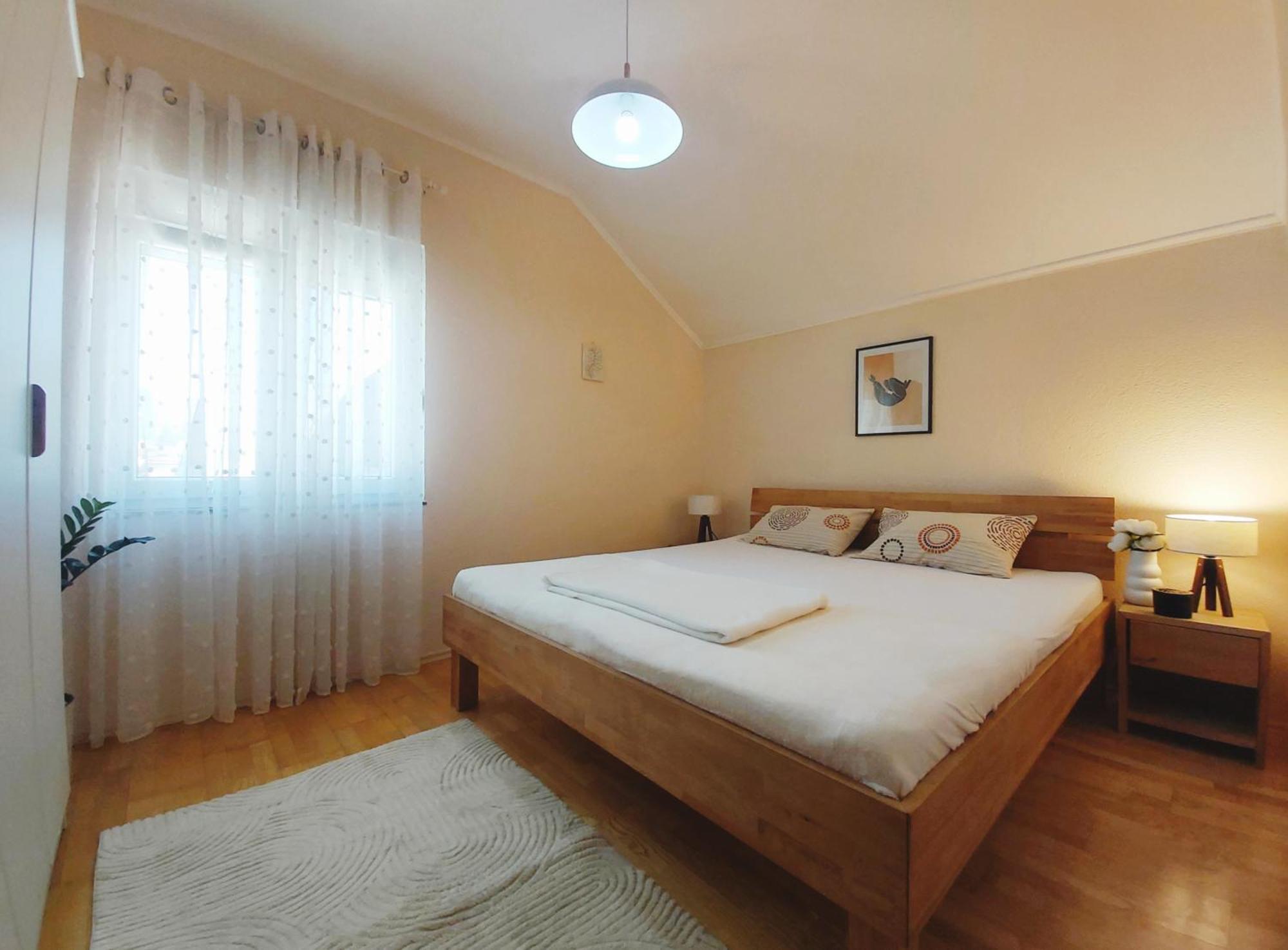 Zara Apartment With Terrace Near Old Town Мостар Экстерьер фото